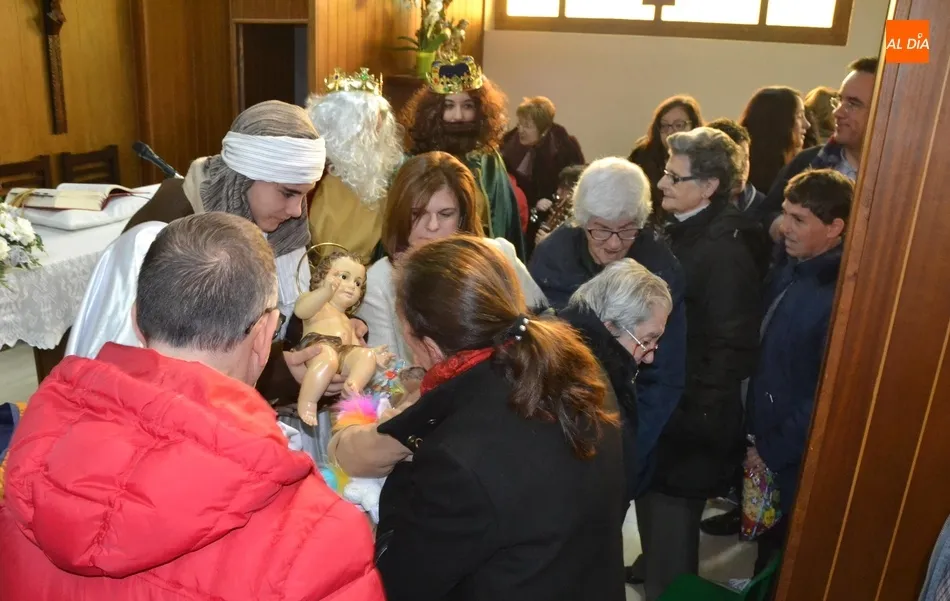 Foto 8 - El Colegio Misioneras llega al &ldquo;culmen&rdquo; de la Navidad pidiendo &ldquo;luz&rdquo; para el futuro...