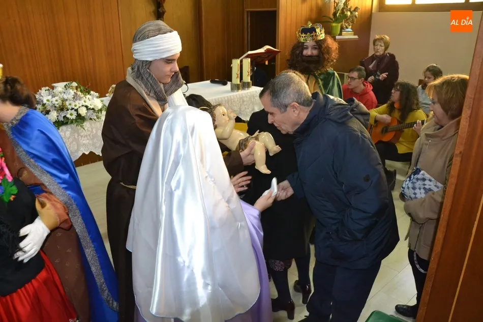 Foto 6 - El Colegio Misioneras llega al &ldquo;culmen&rdquo; de la Navidad pidiendo &ldquo;luz&rdquo; para el futuro...