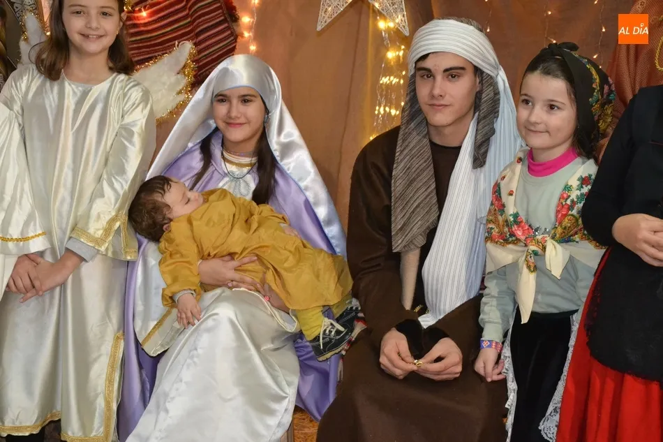 El Colegio Misioneras llega al culmen de la Navidad pidiendo luz para el futuro...