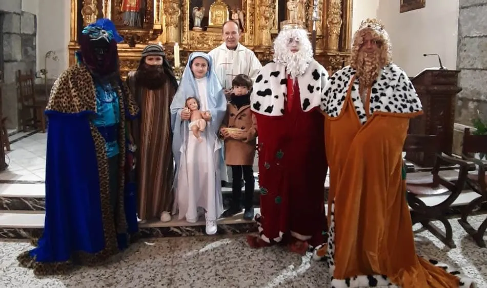 La Iglesia de San Andrés escenifica el belén viviente  