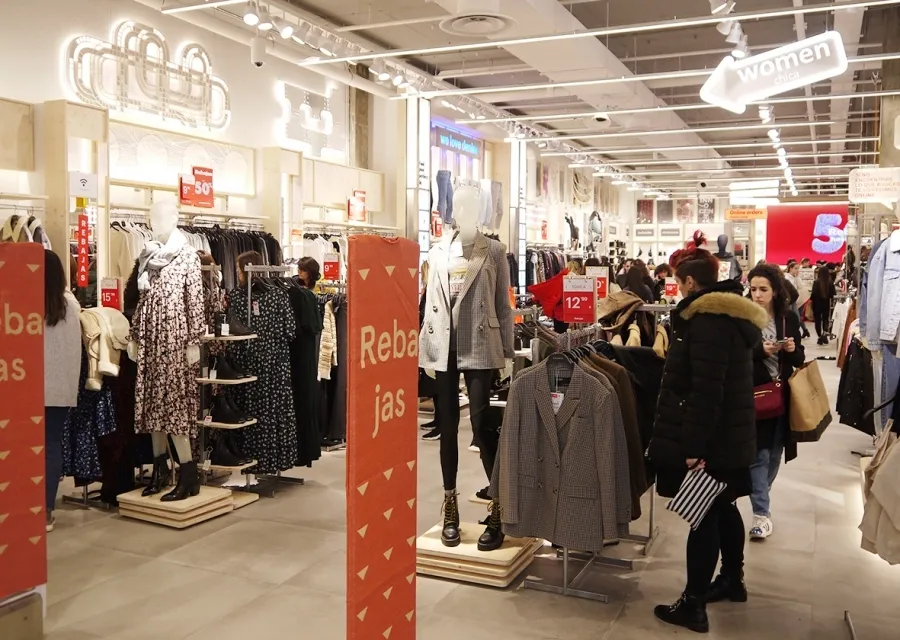 Foto 4 - El gasto medio por persona durante las rebajas es de 100 euros    &nbsp;  