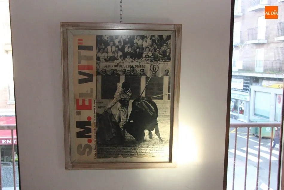 Foto 10 - El Trastero de Vitigudino acoge una exposici&oacute;n sobre la trayectoria art&iacute;stica de S. M. El Viti  