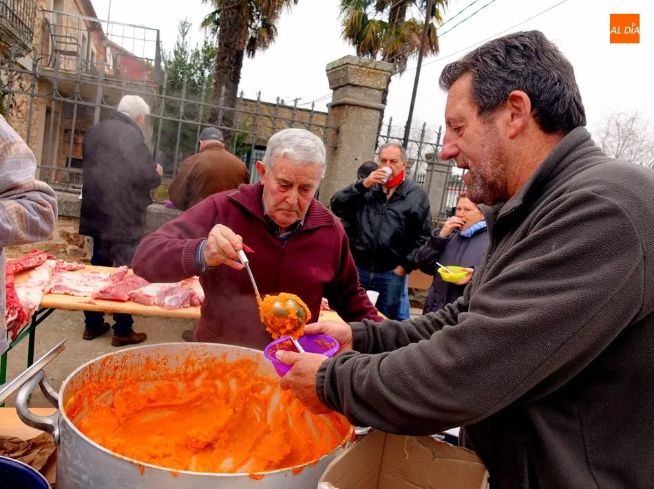 Foto 8 - &Eacute;xito de la fiesta de la matanza en Santiz, que seguir&aacute; por otros municipios
