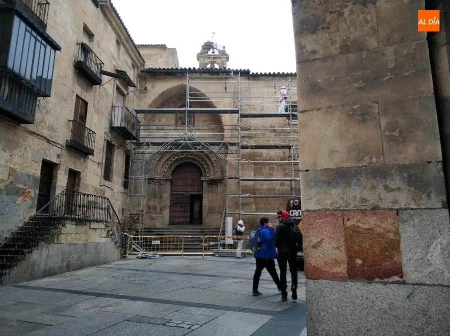 Foto 2 - Comienza los trabajos para reformar el exterior de la iglesia de San Mart&iacute;n