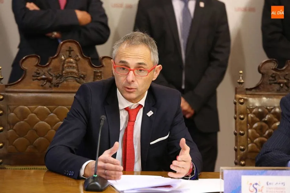 Ricardo Rivero, rector de la Usal