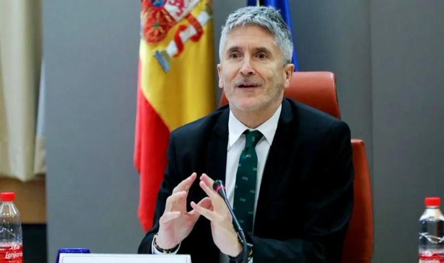 El ministro del Interior en funciones, Fernando Grande-Marlaska, en una rueda de prensa anterior. Foto de  Jesús Hellín - EP