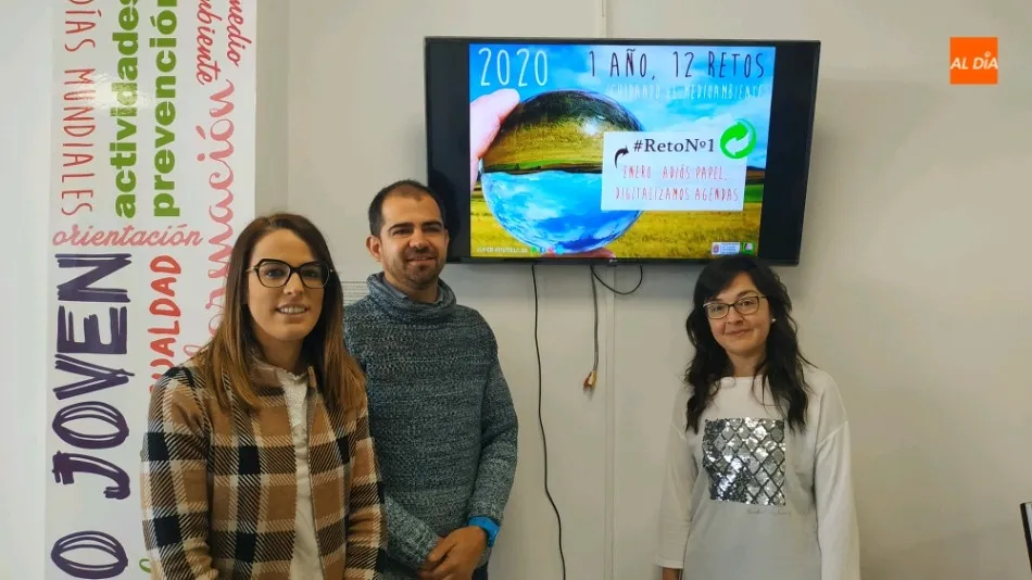 Laura Martín, Carlos Arasa y Sara Rodríguez en la presentación de 1 año, 12 retos