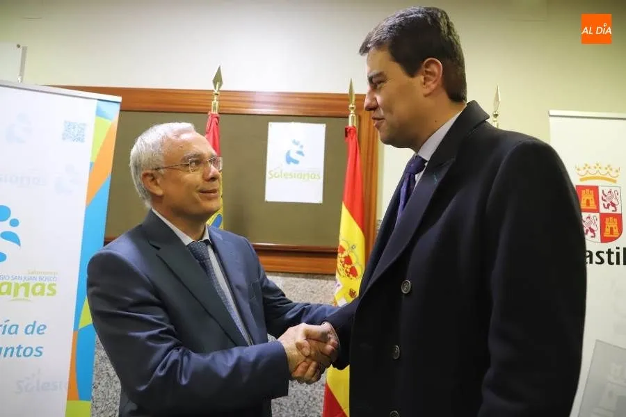 Foto 10 - El testimonio directo de las v&iacute;ctimas del terrorismo llega a escolares salmantinos