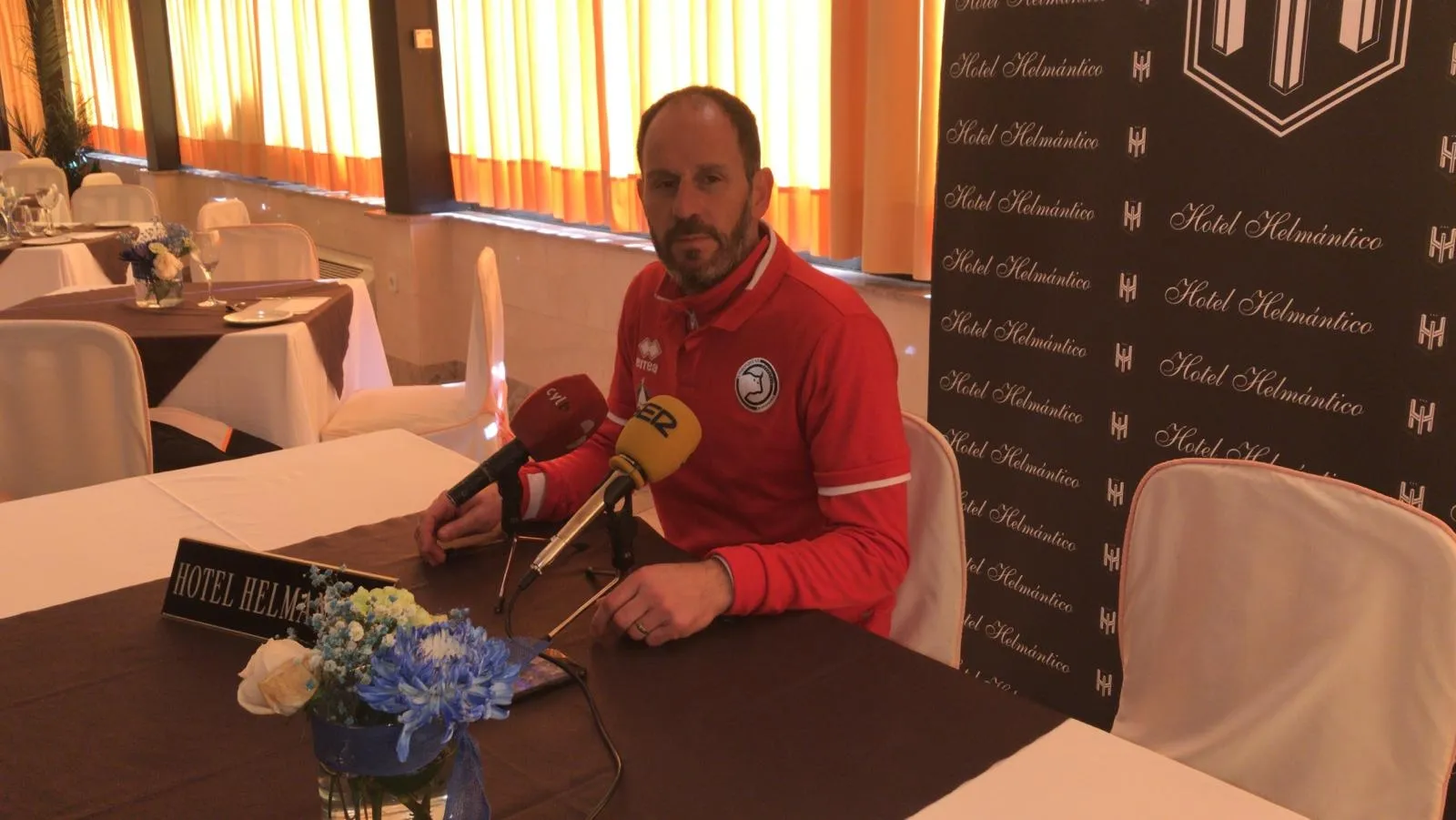 Jabi Luaces durante la rueda de prensa previa al encuentro ante el Deportivo de La Coruña