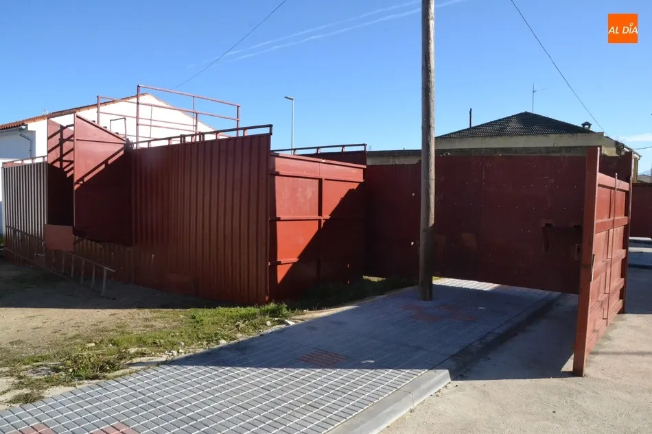 Foto 6 - Instalados los toriles para la Capea del Toro de San Sebasti&aacute;n  