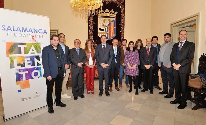 José Beltrán ha recibido el Premio Anual de Cosmología Bulchater durante la celebración de la 235ª reunión de la Sociedad Astronómica Americana