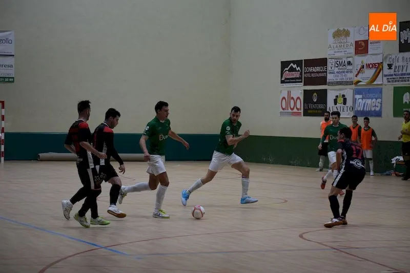 Foto 7 - El Piensos Dur&aacute;n Albense estrena el a&ntilde;o con victoria frente a Xove (6-3)
