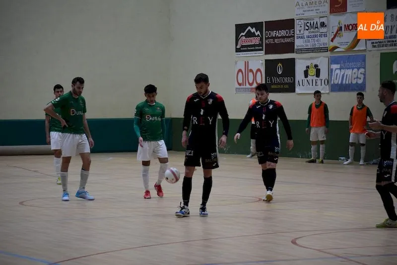 Foto 5 - El Piensos Dur&aacute;n Albense estrena el a&ntilde;o con victoria frente a Xove (6-3)