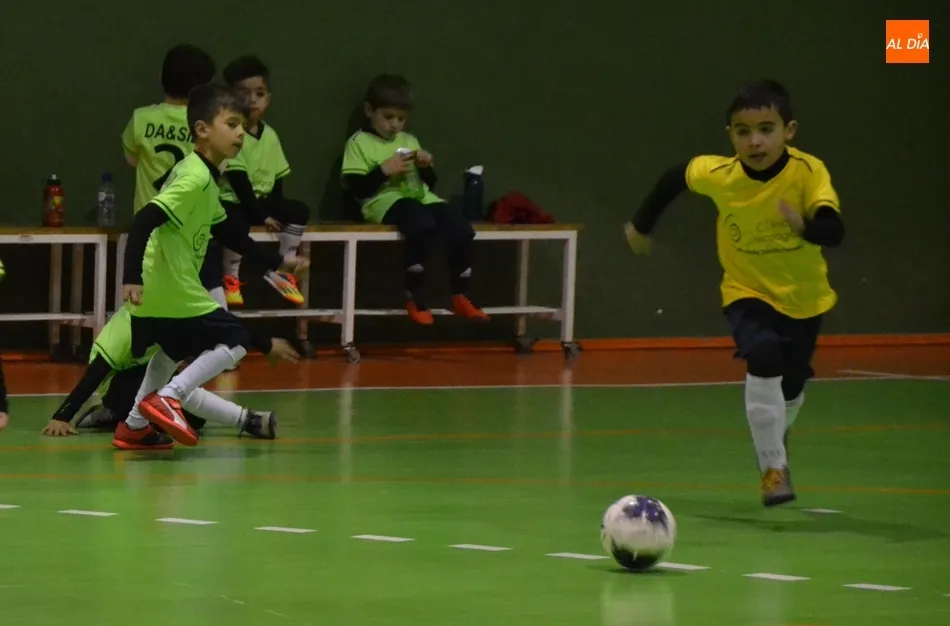 Foto 10 - La Liga de los m&aacute;s peques retoma su actividad tras las vacaciones navide&ntilde;as  