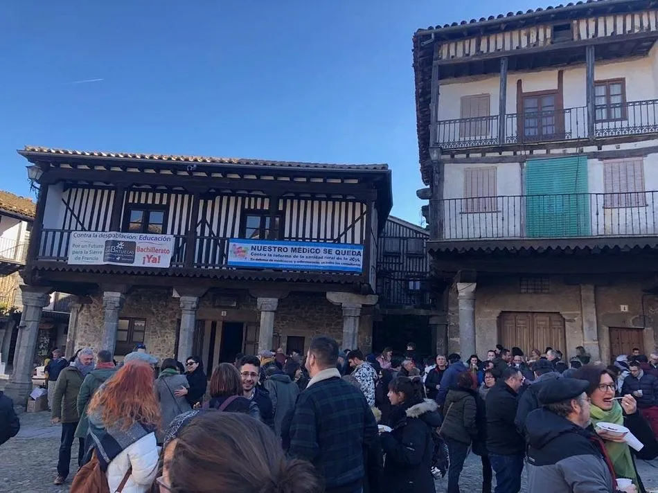 Foto 8 - La Alberca se llena de artistas tradicionales en un multitudinario encuentro