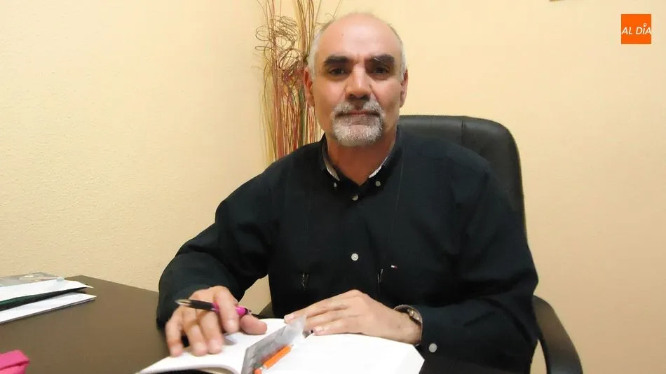 José González, psicólogo sanitario y psicoterapeuta relacional del Centro Psicológico Self de Salamanca