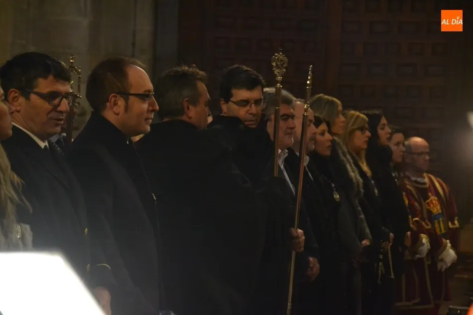 Foto 6 - San Sebasti&aacute;n llega al centro hist&oacute;rico entrando en la Catedral por su P&oacute;rtico del Perd&oacute;n  