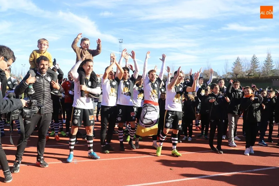 Foto 9 - Unionistas hace historia al clasificarse a la siguiente ronda de la Copa del Rey tras una ag&oacute;nica...