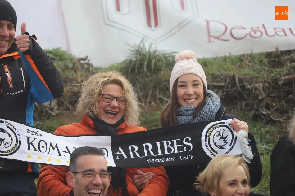 Foto 7 - Alegr&iacute;a y sufrimiento a partes iguales para los aficionados de Unionistas