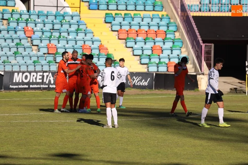 Foto 2 - Al Salamanca UDS &lsquo;B&rsquo; se le aparecen &lsquo;La Virgen&rsquo;&hellip; e Igor de Souza&nbsp;en contra (0-3)