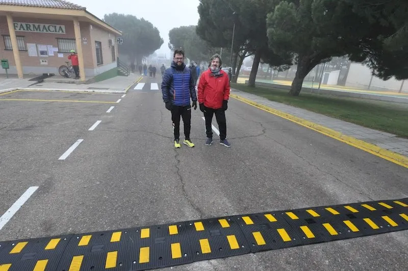 Uno de los badenes instalados en Carrascal de Barregas