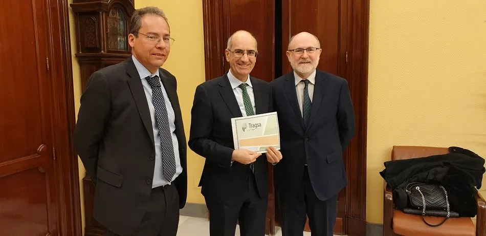 Foto 2 - La Diputaci&oacute;n de Salamanca ya es accionista del Grupo Tragsa