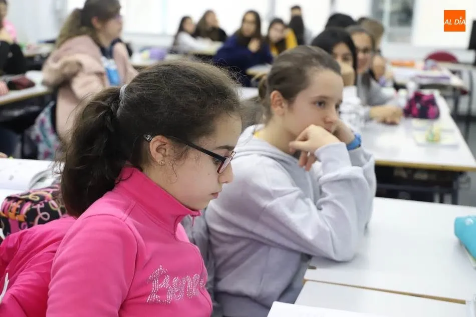Foto 9 - El Ayuntamiento promueve el voluntariado entre 700 alumnos de Secundaria y Bachillerato