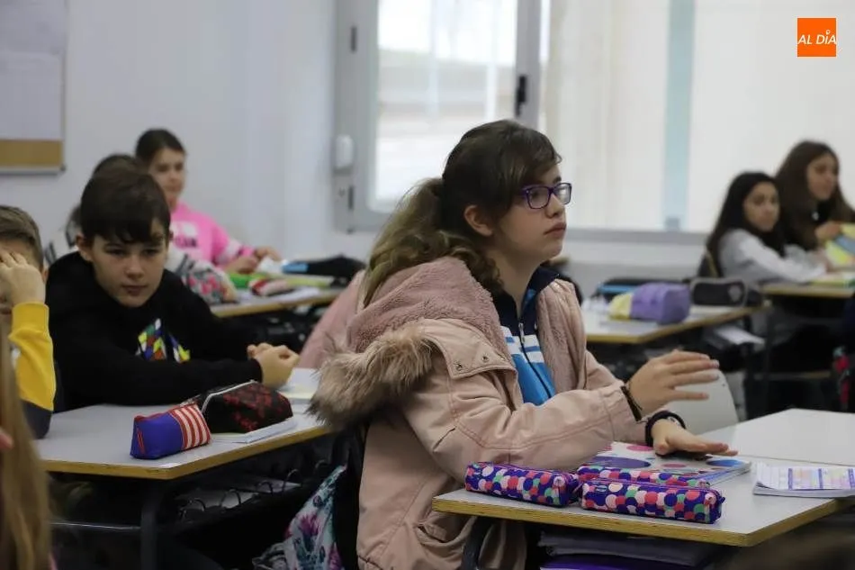 Foto 2 - El Ayuntamiento promueve el voluntariado entre 700 alumnos de Secundaria y Bachillerato