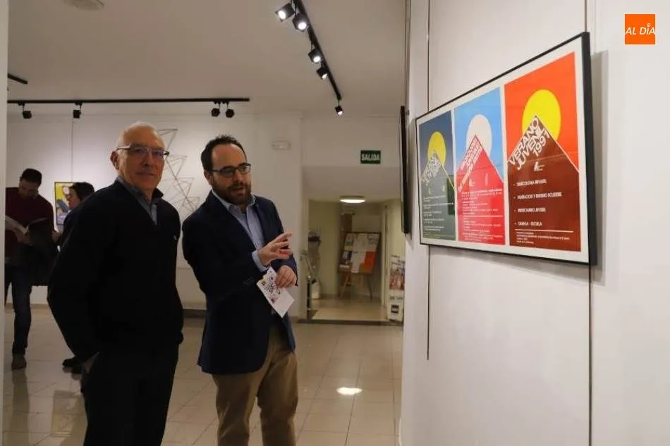 Foto 8 - Una exposici&oacute;n de carteles conmemora el 35 aniversario de las pol&iacute;ticas municipales para j&oacute;venes