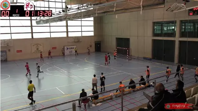 Foto 7 - La estrategia de portero-jugador de Madrid hace a&ntilde;icos a Castilla y Le&oacute;n tras su brillante 0-4 de ...