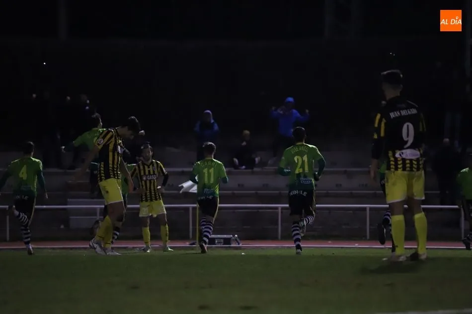 Foto 9 - Unionistas vence al Barakaldo por la m&iacute;nima y sale del descenso (1-0)
