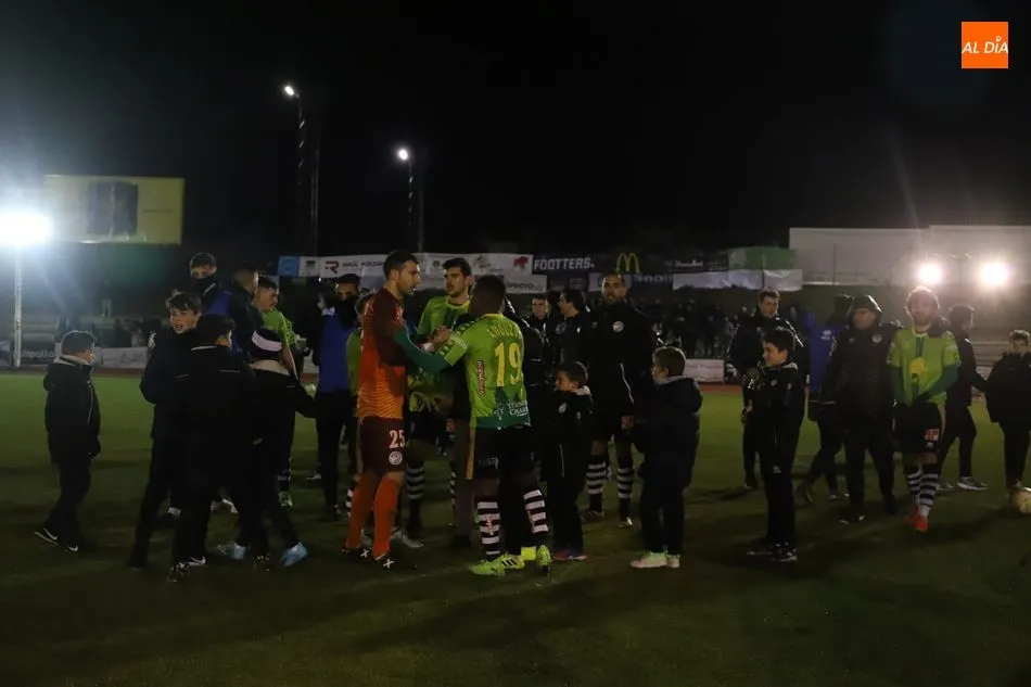 Foto 3 - Unionistas vence al Barakaldo por la m&iacute;nima y sale del descenso (1-0)