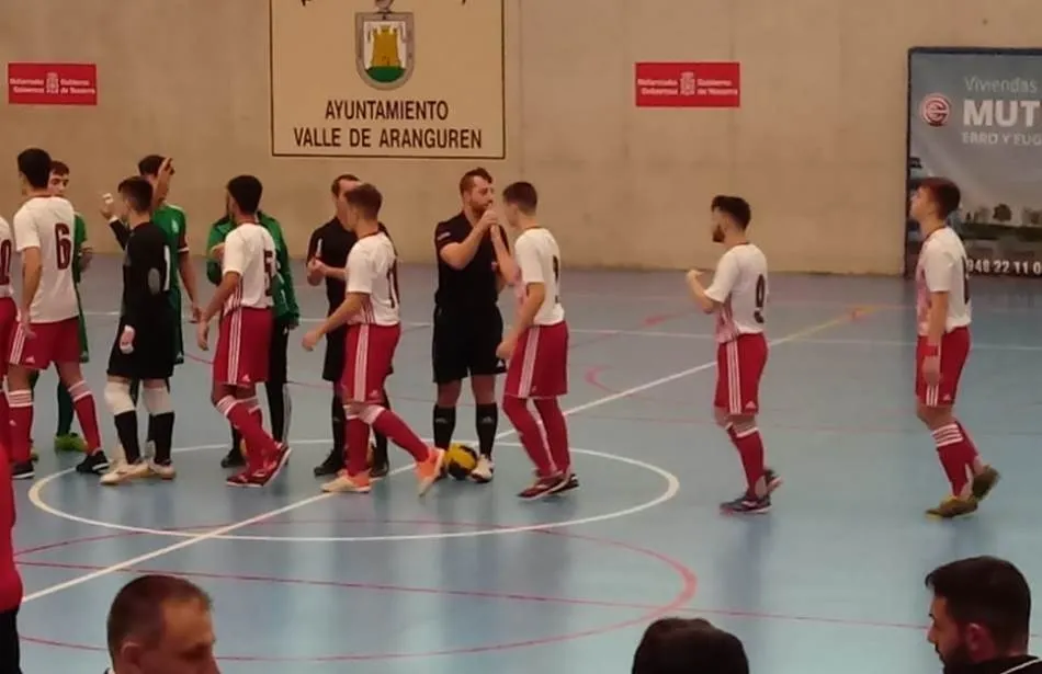 Foto 5 - Castilla y Le&oacute;n s&iacute; remata la faena ante Cantabria con mucho m&aacute;s protagonismo de Sergio Moreiro  
