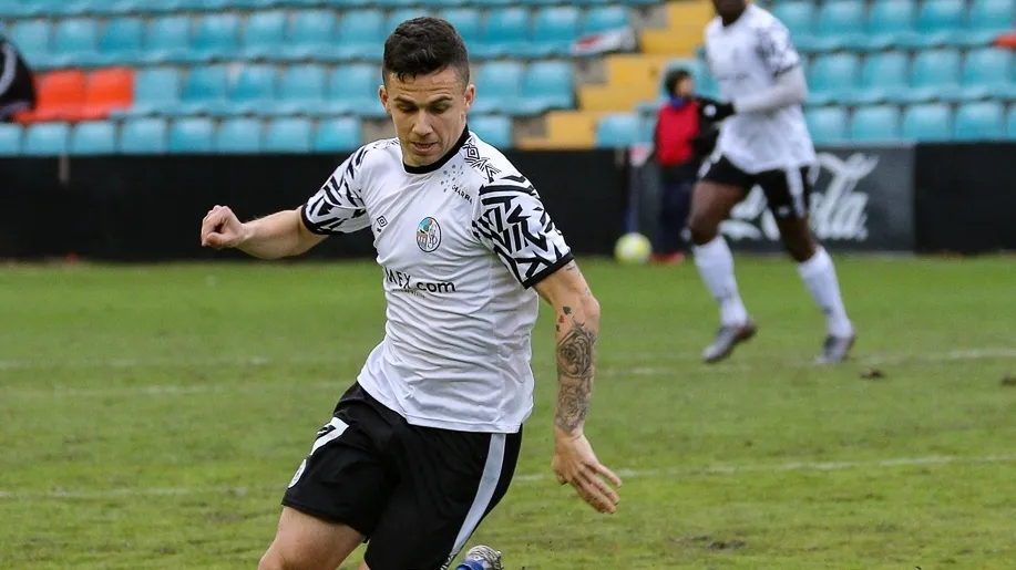 Rafa Mella no vestirá más la camiseta del Salamanca UDS. Foto Salamanca UDS