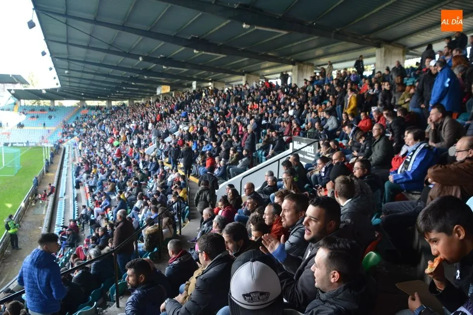 La Tribuna del Helmántico, a rebosar