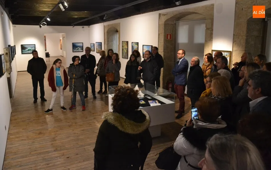 Lázaro Hernández invita a descubrir sus ‘Mundos Paralelos’ en uno de los días más...