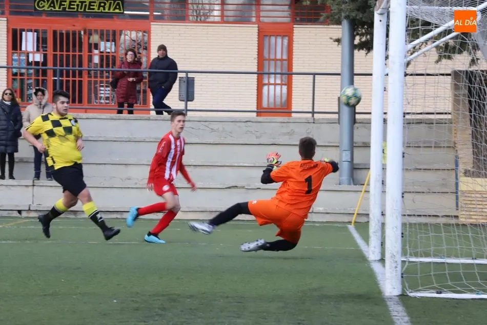 Una partido del fin de semana / Lydia González