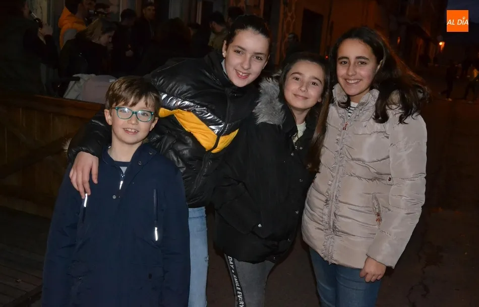 Foto 4 - Los mirobrigenses extienden la fiesta a los bares con mucha m&uacute;sica callejera  