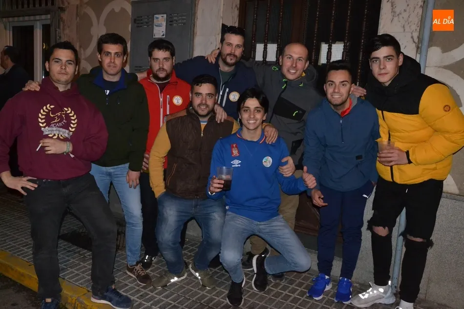 Foto 2 - Los mirobrigenses extienden la fiesta a los bares con mucha m&uacute;sica callejera  