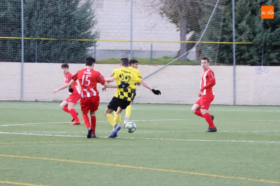 Foto 10 - Resultados, clasificaciones e im&aacute;genes del f&uacute;tbol base provincial  