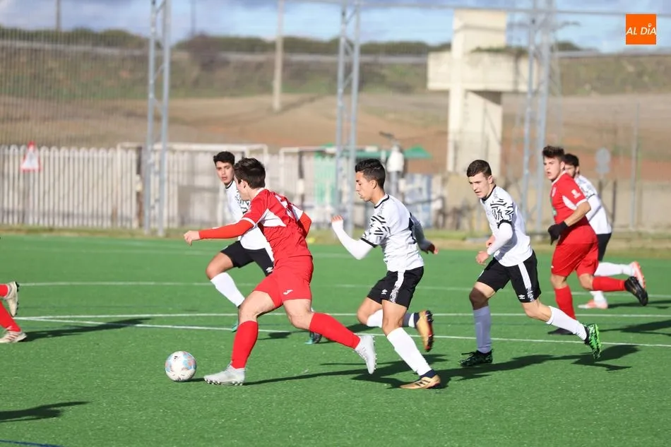 Foto 5 - Resultados, clasificaciones e im&aacute;genes del f&uacute;tbol base regional  