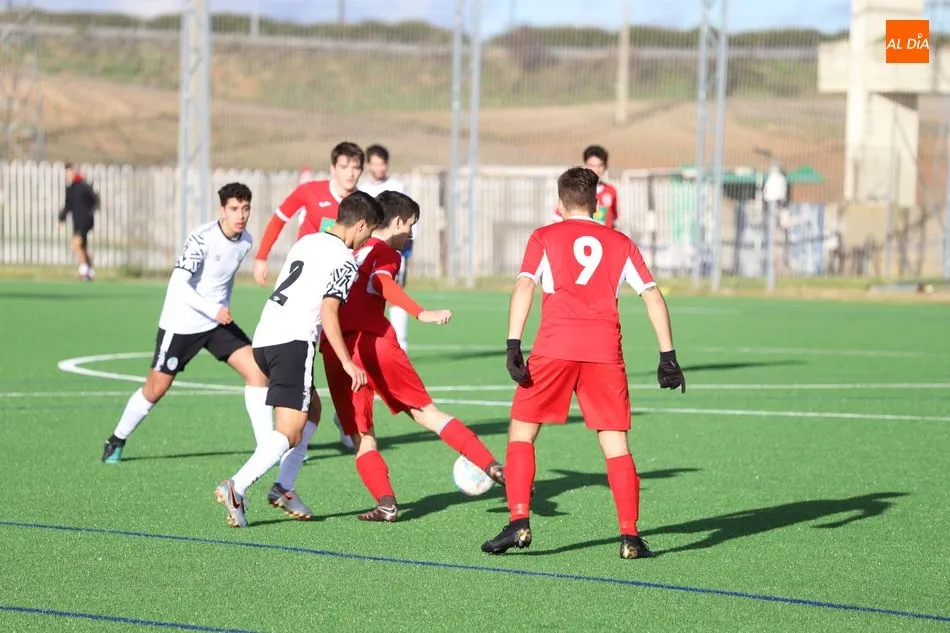 Foto 3 - Resultados, clasificaciones e im&aacute;genes del f&uacute;tbol base regional  
