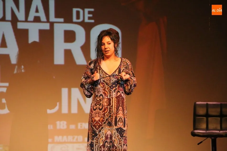 Foto 8 - Vitiriteros viste de humor la inauguraci&oacute;n del Certamen Nacional de Teatro de Vitigudino  