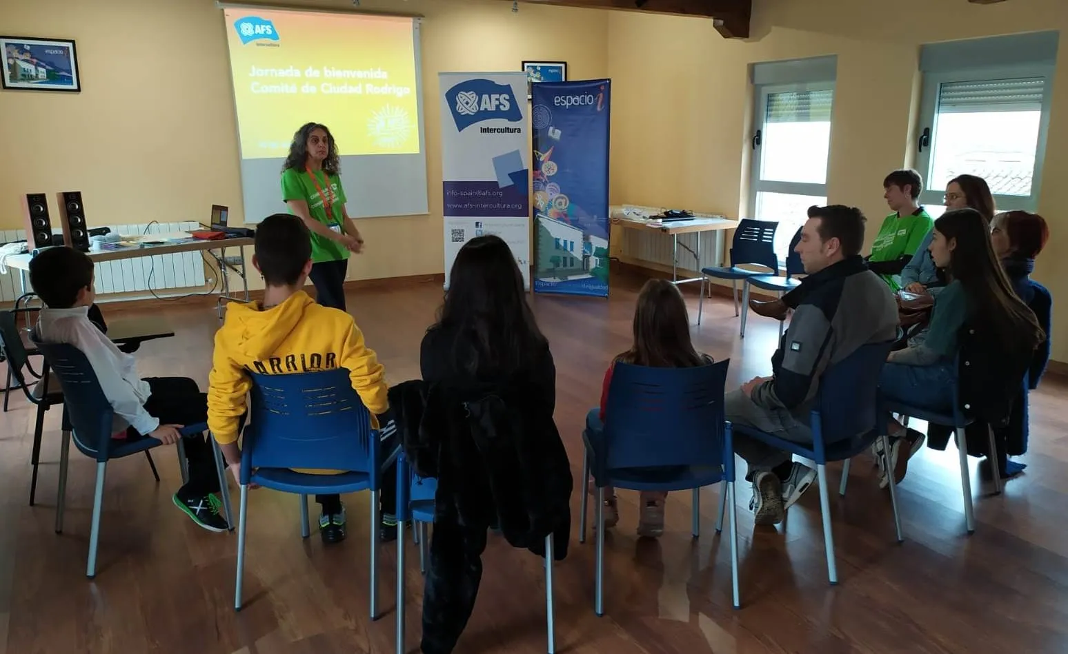Foto 2 - Bienvenida a los nuevos estudiantes extranjeros de la zona  