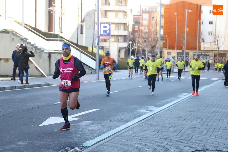 Foto 5 - La &lsquo;Marea Amarilla&rsquo; de AERSCYL inunda Salamanca de solidaridad