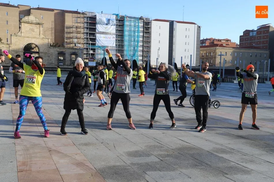 Foto 2 - La &lsquo;Marea Amarilla&rsquo; de AERSCYL inunda Salamanca de solidaridad