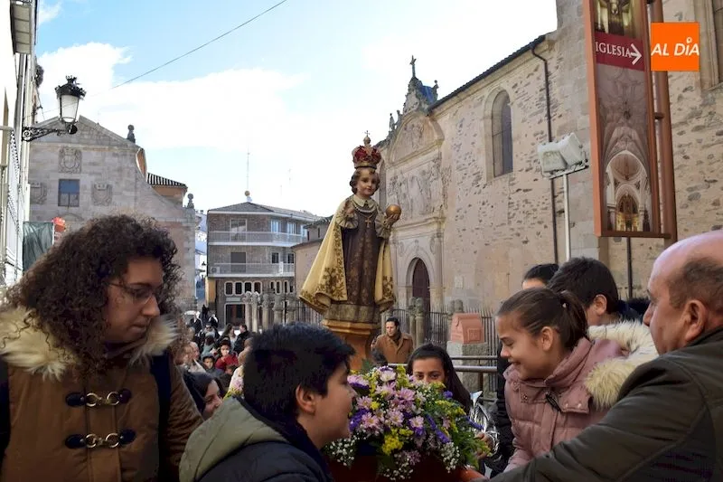 Foto 8 - Los Padres Carmelitas festejan la Fiesta del Ni&ntilde;o Jes&uacute;s de Praga