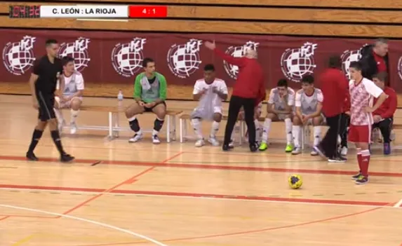 Foto 3 - Castilla y Le&oacute;n golea a La Rioja en su despedida del Campeonato de Espa&ntilde;a  