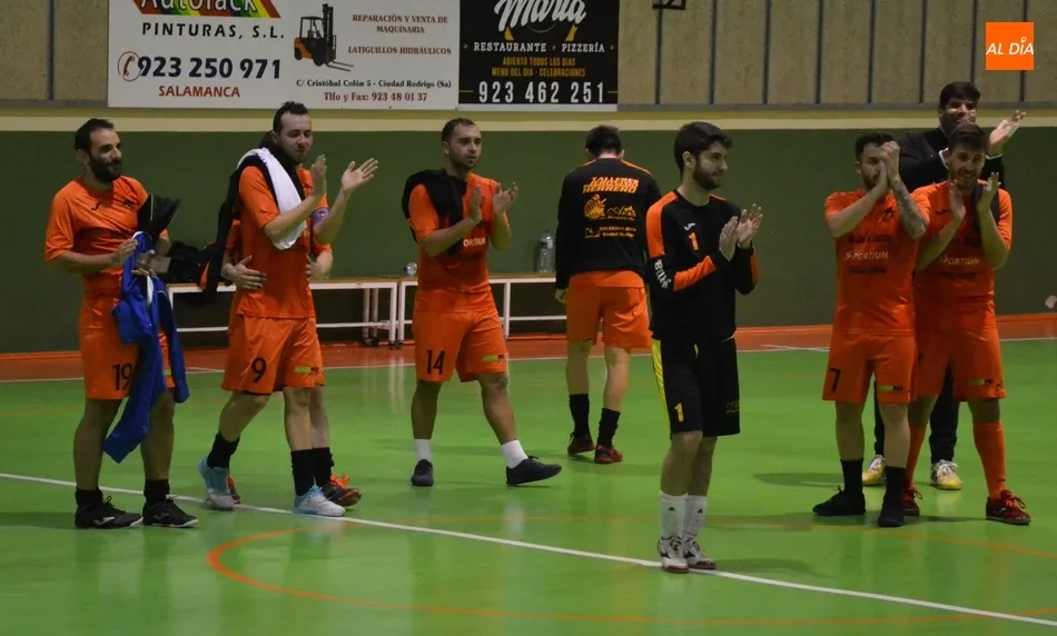 Foto 2 - El Mir&oacute;briga Futsal contin&uacute;a como l&iacute;der tras lograr una de sus victorias m&aacute;s c&oacute;modas  