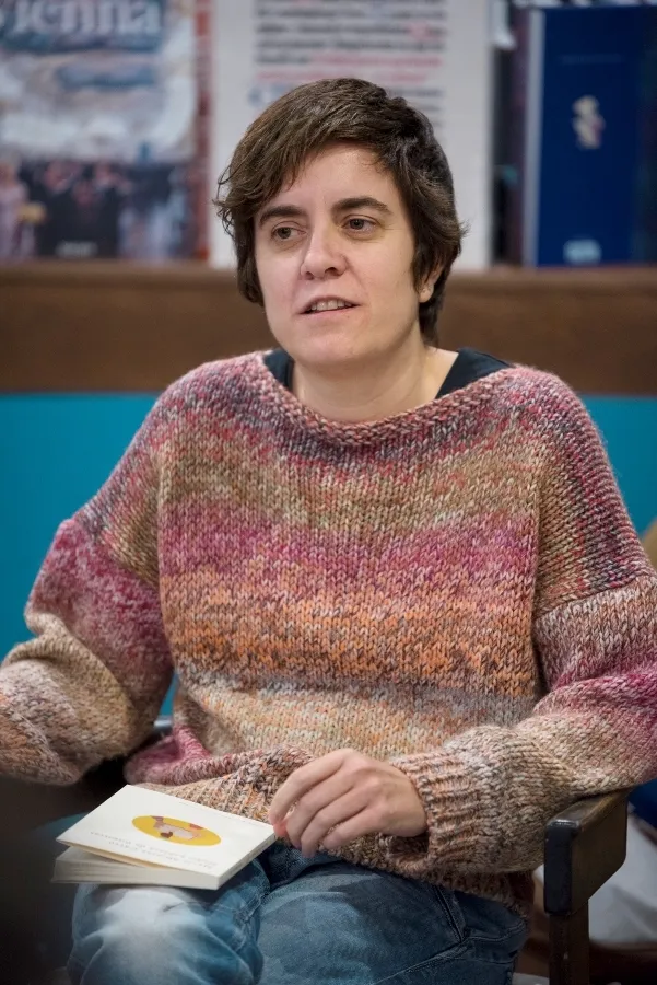 Foto 7 - Poes&iacute;a reivindicativa y feminista de la mano de Mar&iacute;a Monjas